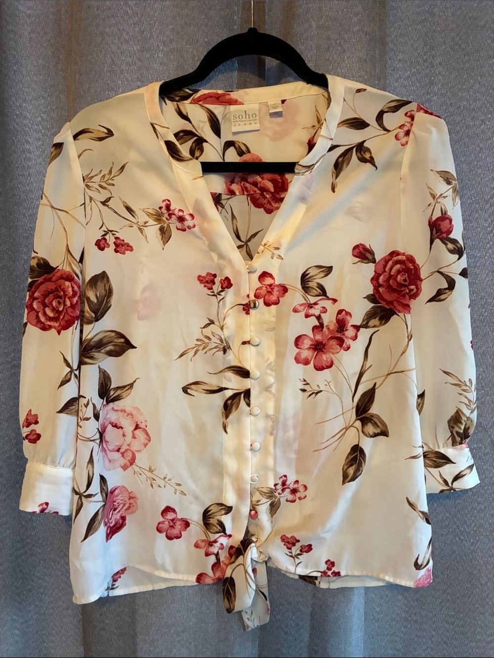 Like New New York & Company SOHO Jean Top with Pink Floral Print size small